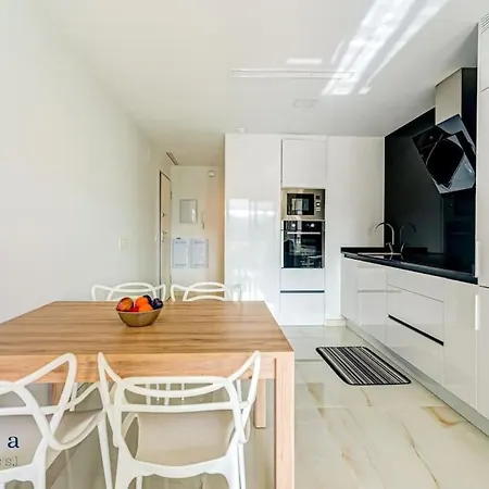 Apartment Beautiful 2 Bedroom In Orihuela Costa *